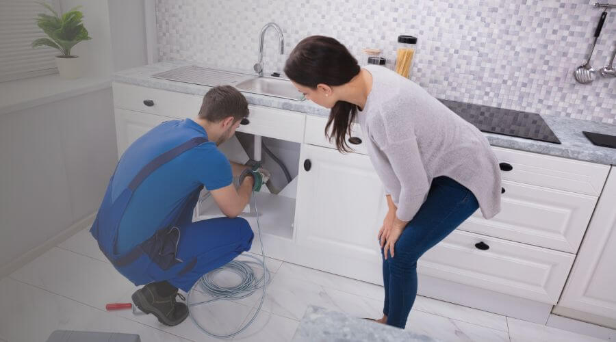 Expert burst pipe repair services in Reed City, MI